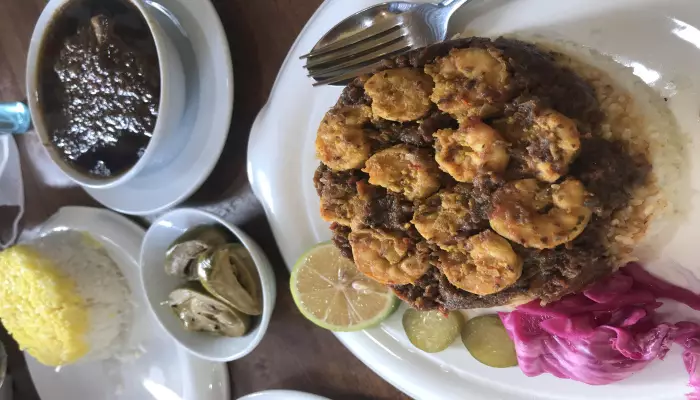 رستوران هواری کیش