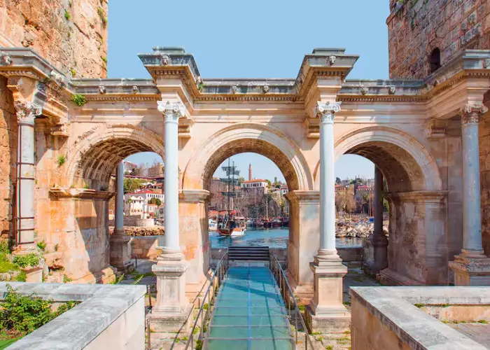 تور آنتالیا